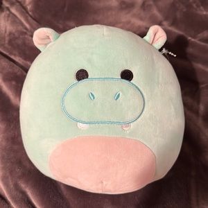 Squishmallow Hank the Hippo